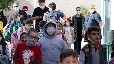 Velilere renkli ve desenli maske uyarısı: ''Almayın!''
