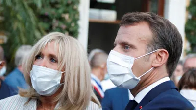 Macronun eşi kendisini karantinaya aldı
