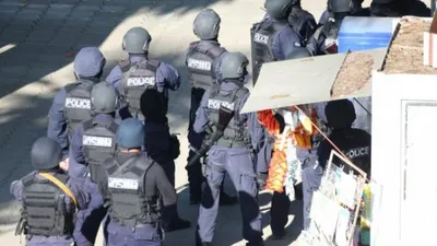 Gürcistan'da banka soygunu! Çok sayıda rehine var