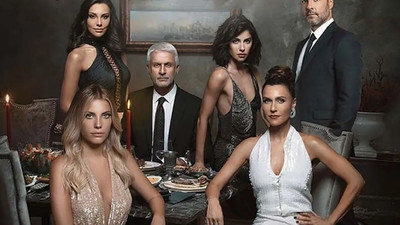 Yasak Elma'da 5 ayrılık birden