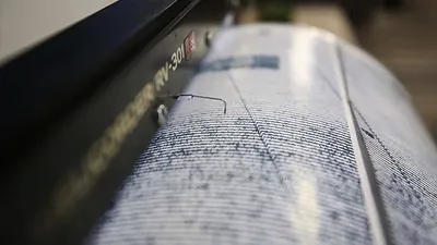İzmir'de 5.0 büyüklüğünde bir deprem daha!
