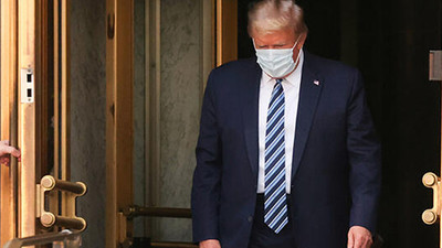 Facebook Trump'ın o mesajını sildi!