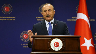 Dışişleri Bakanı Çavuşoğlu’ndan Rum Büyükelçiye hukuk dersi!