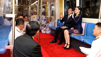 Bu metro açılışı ortalığı karıştırdı
