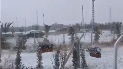 Ankara'ya mevsimin ilk karı düştü