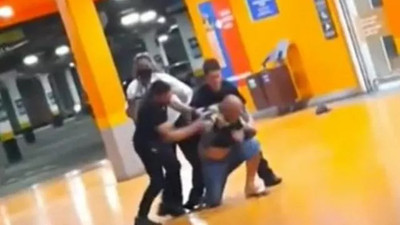 Dehşete düşüren olay! Siyahı adamı döverek öldürdüler