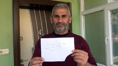 Yeni ayakkabının yerine eskilerini bıraktı: ''Hakkını helal et''