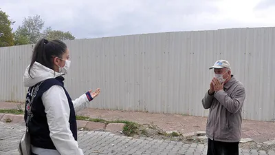 Maske takmadığı için ceza yazılmak istenince bakın ne dedi!