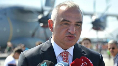 Turizm Bakanı Ersoy'un otel almasına tepki yağdı