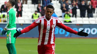 Robinho'ya 'tecavüz' suçundan 9 yıl hapis