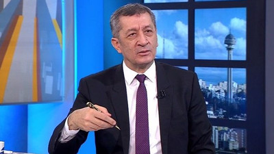 Bakan Selçuk'tan canlı yayında yüz yüze eğitim açıklaması