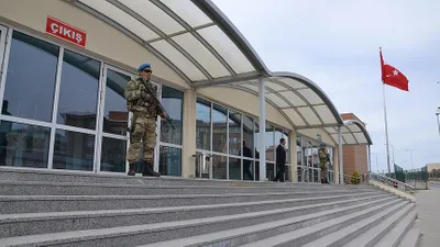 Havalimanını ele geçirmeye çalışan FETÖ'cülere ceza yağdı