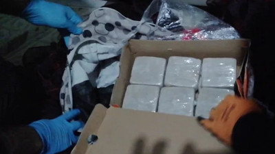 Ayakkabı kutusunun içerisinden 6 kilo 650 gram uyuşturucu çıktı