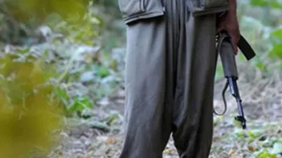 İki PKK'lı terörist daha teslim oldu