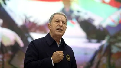 Bakan Akar ve komutanlar Bakü'de