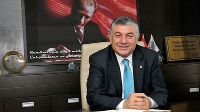 Şükrü Genç'ten Yaşar Kemal'li yılbaşı tebriği