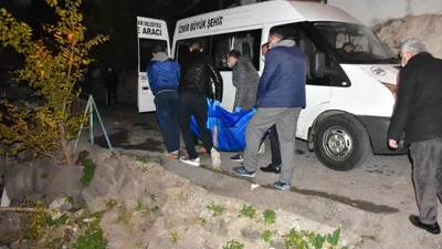 Eşini öldürüp halıya sardı