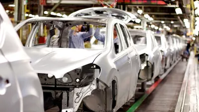Nissan üretime ara veriyor