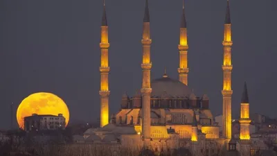 Türkiye ve dünyadan Süper Ay manzaraları