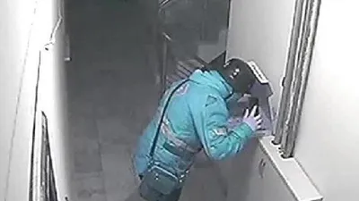 Pizzaya tüküren kuryeye 2.5 yıl hapis