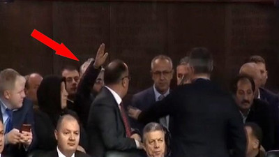 AK Parti Grubu'nda işsiz vatandaş eylemi: Çoluğum çocuğum aç!