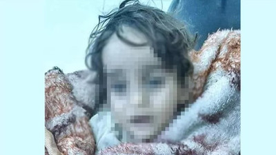 İman bebek soğukta gözleri açık can vermiş !