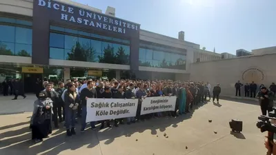 Üniversitede eylem var!