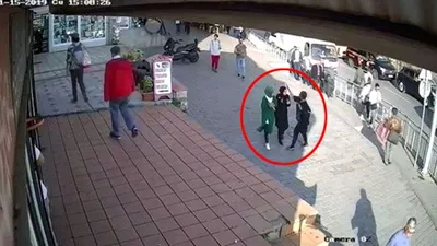Karaköy'de başörtülü kızlara saldırı davasında karar çıktı