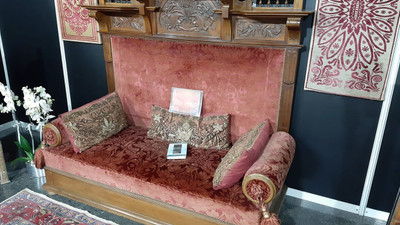 Abdülhamid'in tahtı satıldı!