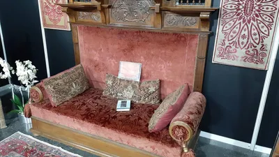 Abdülhamid'in tahtı satıldı!
