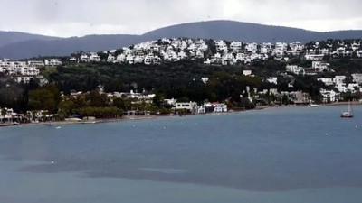Bodrum'da denizin rengi değişti