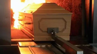 Şoke eden koronavirüs iddiası: ''Her gün 100 kişi yakılıyor!''