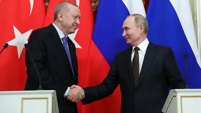 Ruslardan önemli adım: Savaş uçaklarını geri çekti
