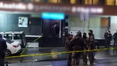 İstanbul'da silahlı saldırı; yaralılar var!