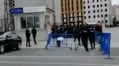 Karantinadan kaçmak isteyen vatandaşlara polis müdahalesi!