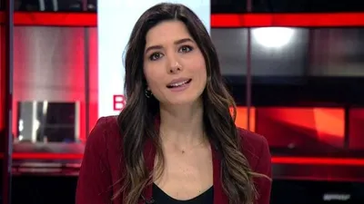 CNN Türk spikeri 14 gün kuralını çiğneyip yayına çıktı !
