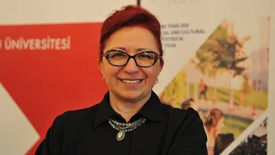 Edibe Sözen rektörlükten istifa etti