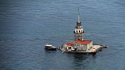 AK Parti'nin Üsküdar’da tepki çeken Katar aşkı!