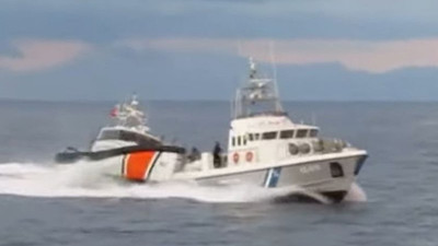 Bu görüntüler olay olacak: Türk botu Yunan botunu böyle kovaladı!