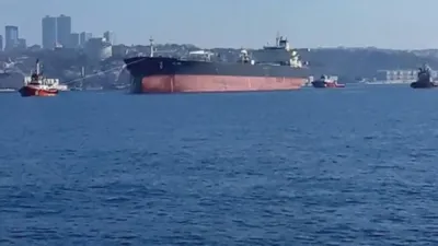 İstanbul Boğazı'nda hareketli dakikalar