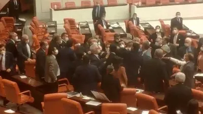 TBMM'ye koronavirüs tatili!