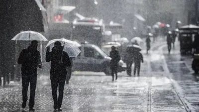 Meteoroloji'den beklenen açıklama: Yağışlı hava ne kadar sürecek ?