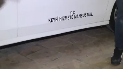 Aracına yazdığı bu yazı yüzünden ceza yedi!