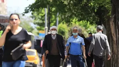 65 yaş üstü vatandaşların sokağa çıkma saatleri değişti
