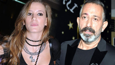 Cem Yılmaz'dan Serenay Sarıkaya’ya evlilik teklifi