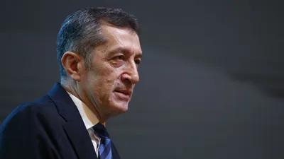 Bakan Selçuk açıkladı; o dersler yazın da devam edecek!
