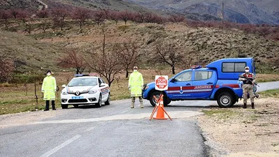 Van'da bir mahalleye daha karantina