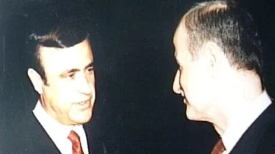 Esad'ın amcasına ''para aklamaktan'' 4 yıl hapis