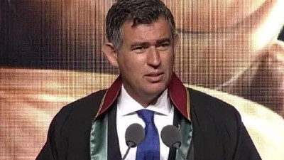 Metin Feyzioğlu'na şok protesto!