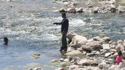 El kadar torununun gözü önünde intihara kalkıştı